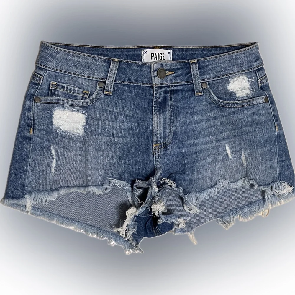 PAIGE Daryn Short Juno Destructed Denim Cutoff Denim Shorts Small Size 25